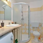 Danijela 258 شقة *